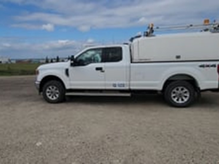 2020-ford-f350-image-5