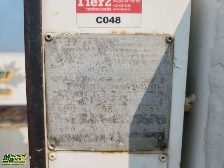 2000-freightliner-fl70-image-44
