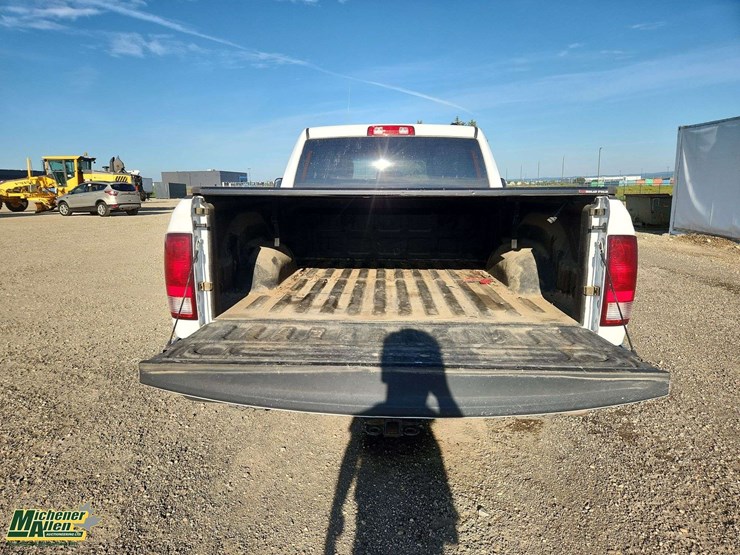 2012-dodge-1500-image-6