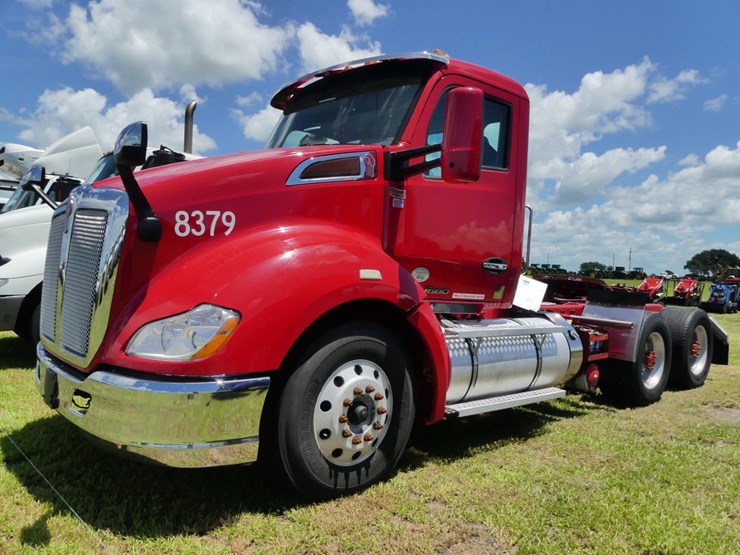 2018-kenworth-t680-image-1