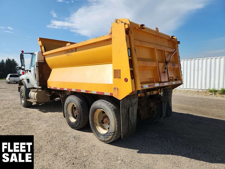 international-workstar-7500-image-3