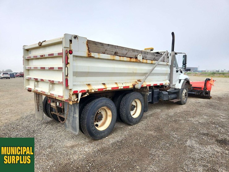 2015-international-workstar-7400-image-26