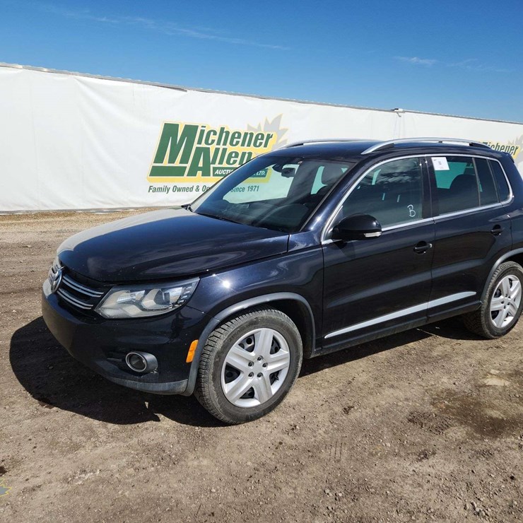 2016 VOLKSWAGEN TIGUAN