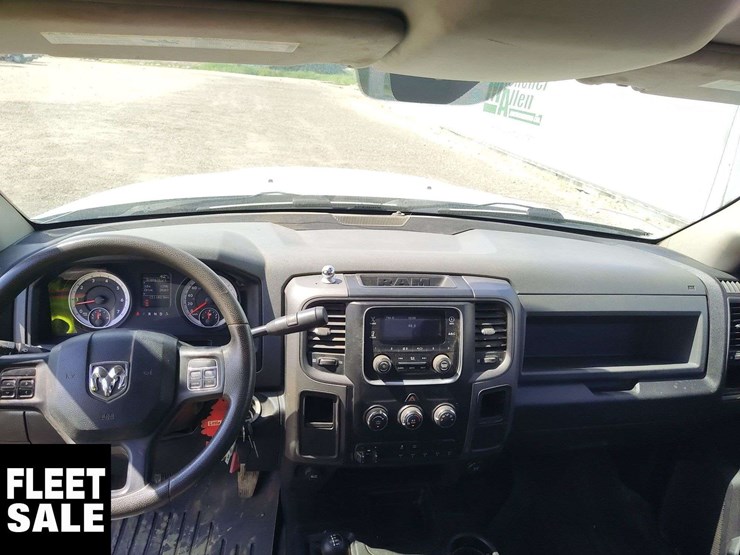 2013-dodge-3500-image-16