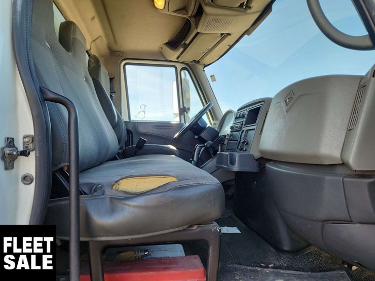 international-durastar-4300-image-23