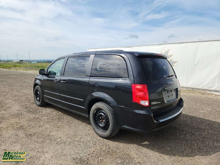 2016-dodge-grand-caravan-se-image-3