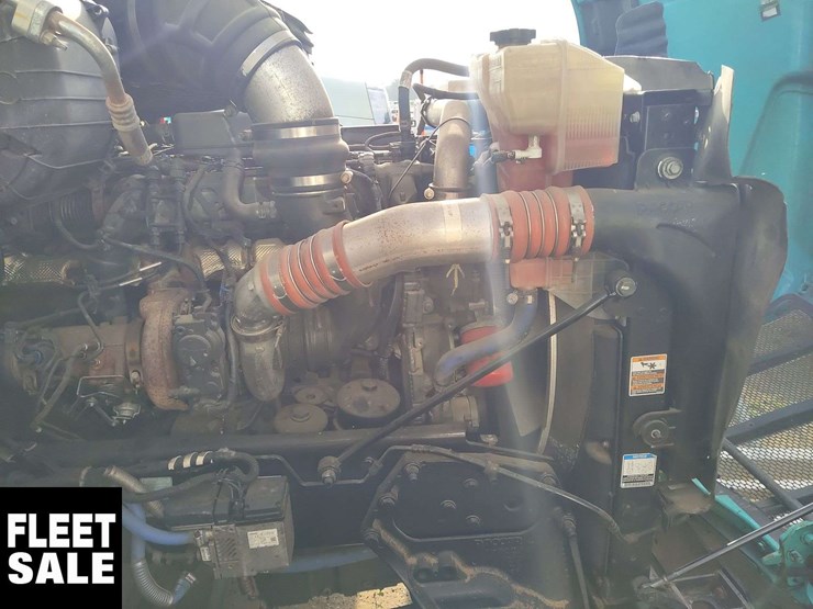 2020-peterbilt-579-image-26