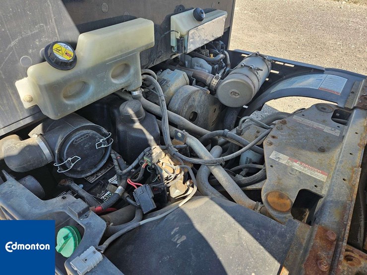 bobcat-toolcat-5600-image-40