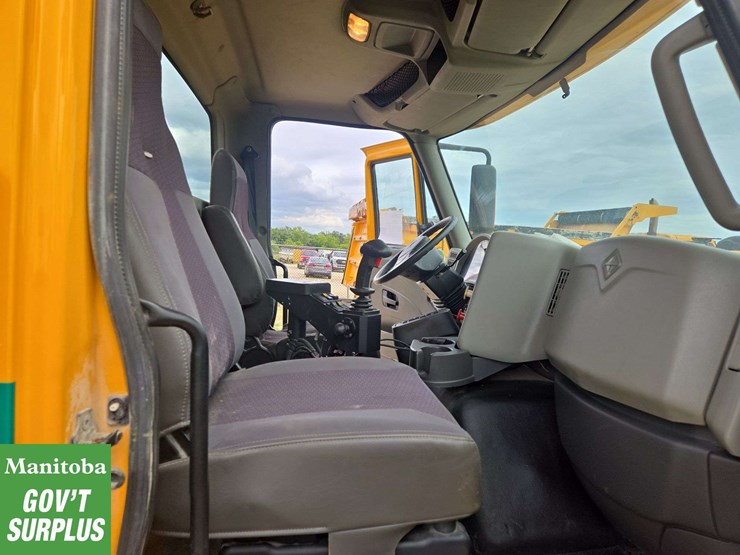 2014-international-workstar-7600-image-24