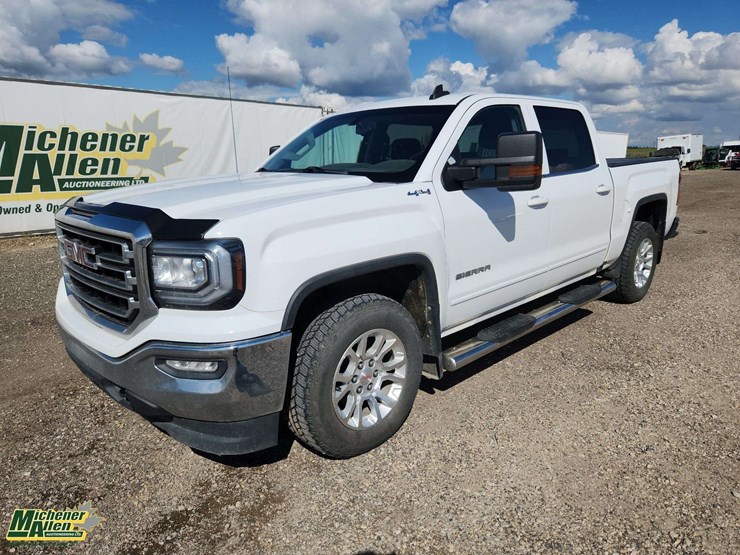 2017-gmc-sierra-1500-image-1