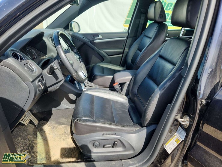 2016-volkswagen-tiguan-image-14