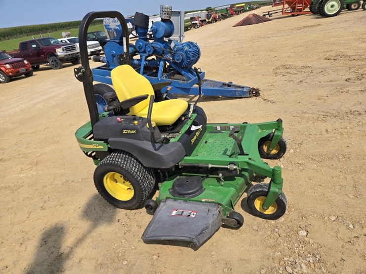 john-deere-60-image-3
