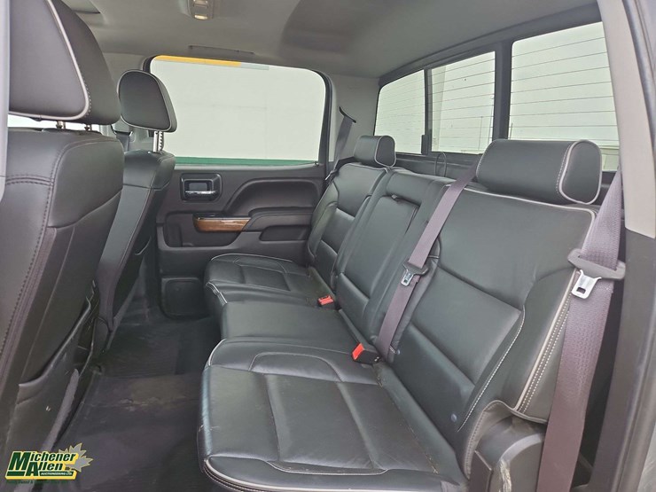 2017-chevrolet-silverado-1500-image-15
