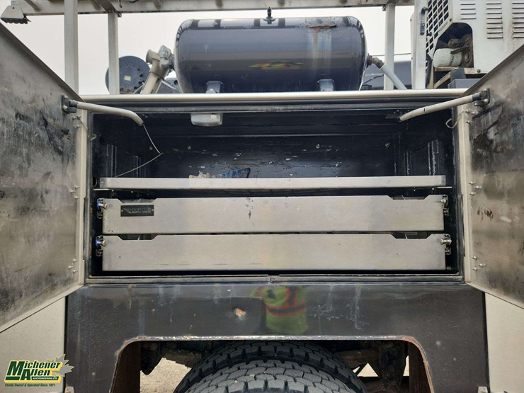 2012-kenworth-t370-image-35