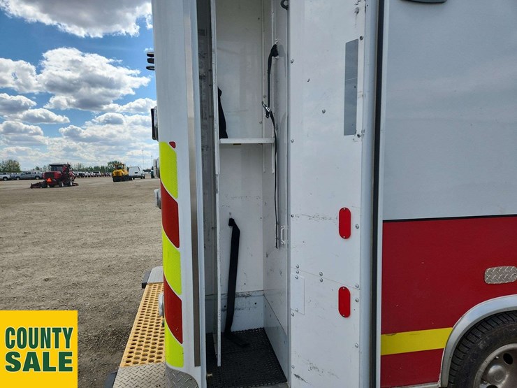 2018-ford-e450-image-41