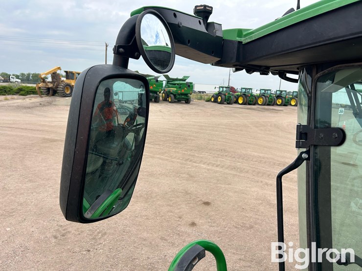 2023-john-deere-s780-image-10