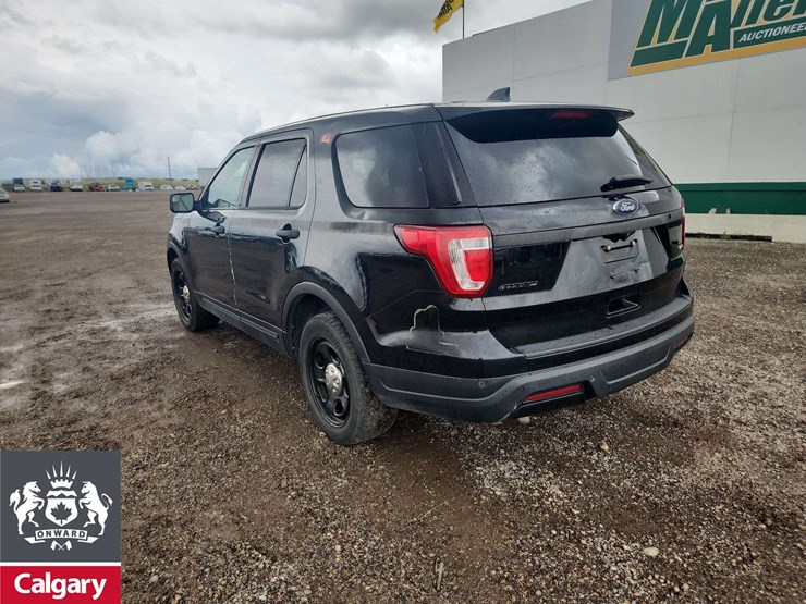 2019-ford-explorer-image-3