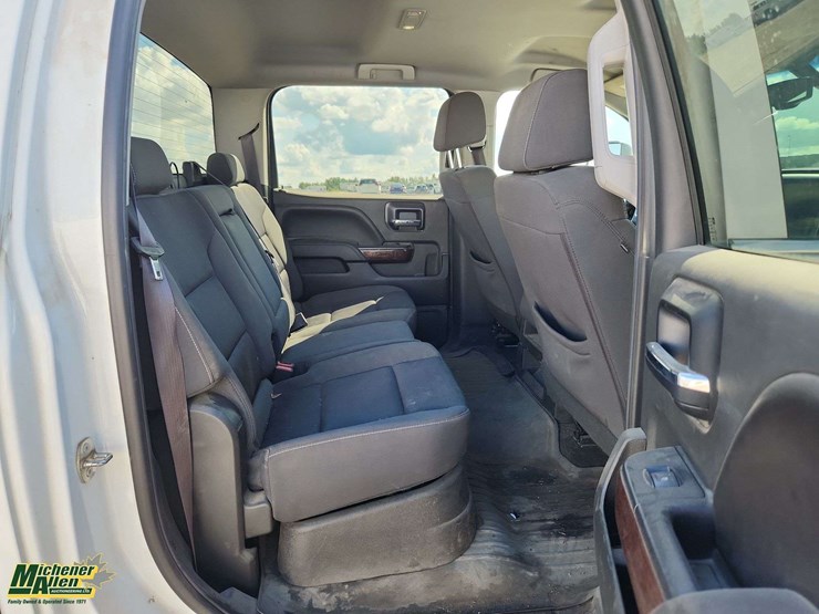 2017-gmc-sierra-1500-image-23