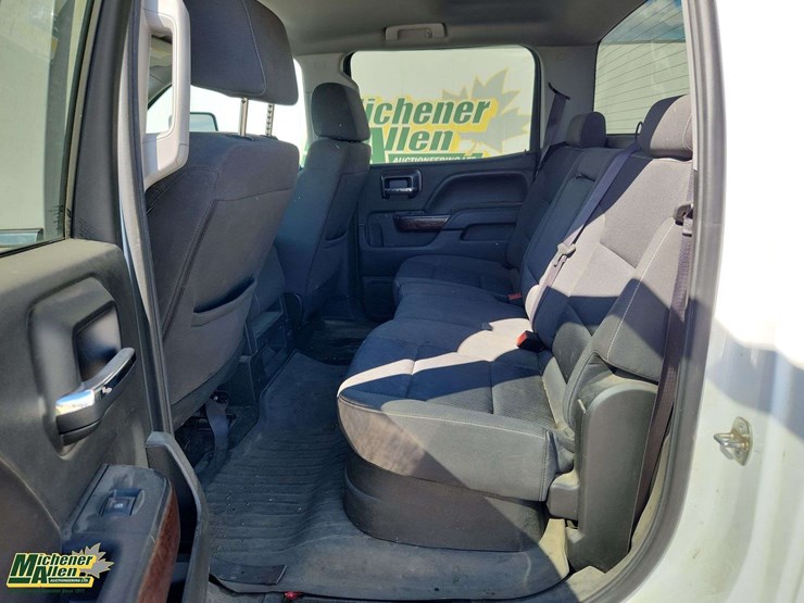 2017-gmc-sierra-1500-image-11