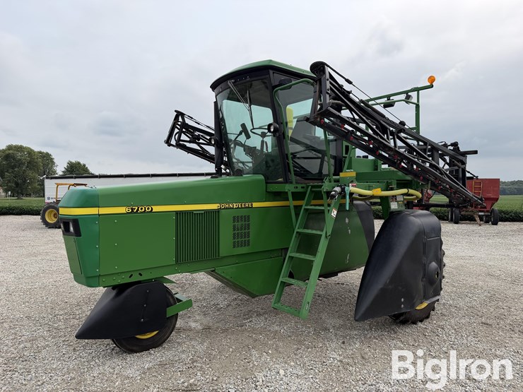 2006-john-deere-6700-image-1