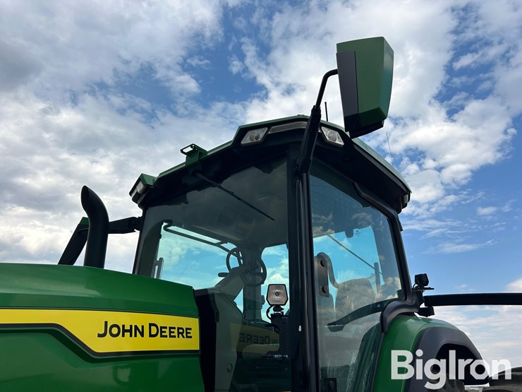 2022-john-deere-8r-230-image-15