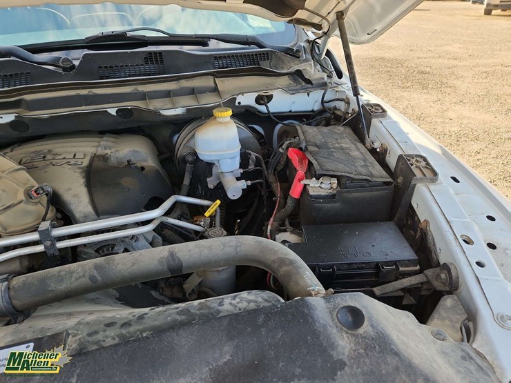 2012-dodge-1500-image-26