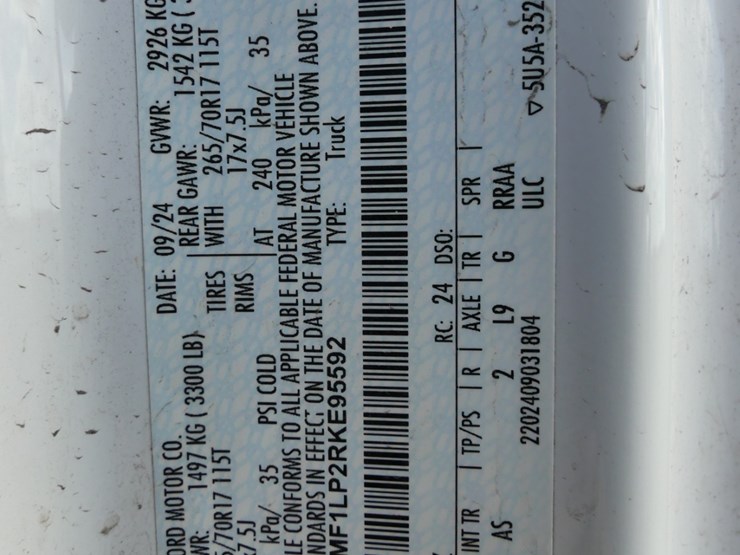 2024-ford-f150-xl-image-18