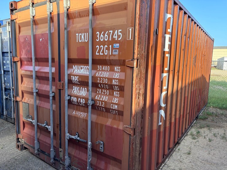#1221-•-20ft-shipping-container-image-2