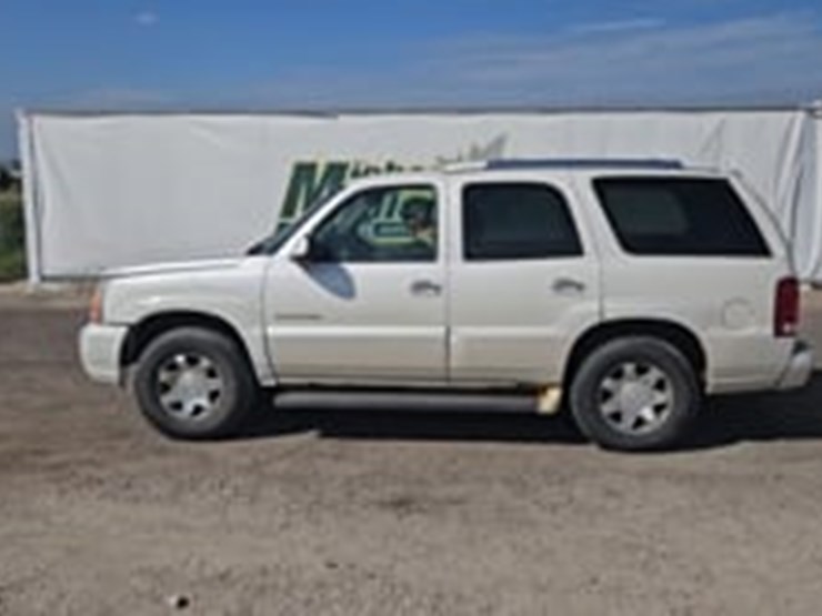 cadillac-escalade-image-5