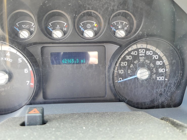 2014-ford-f250-xl-image-14