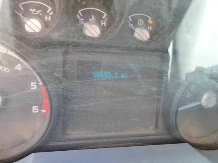 2015-ford-f450-xl-image-17
