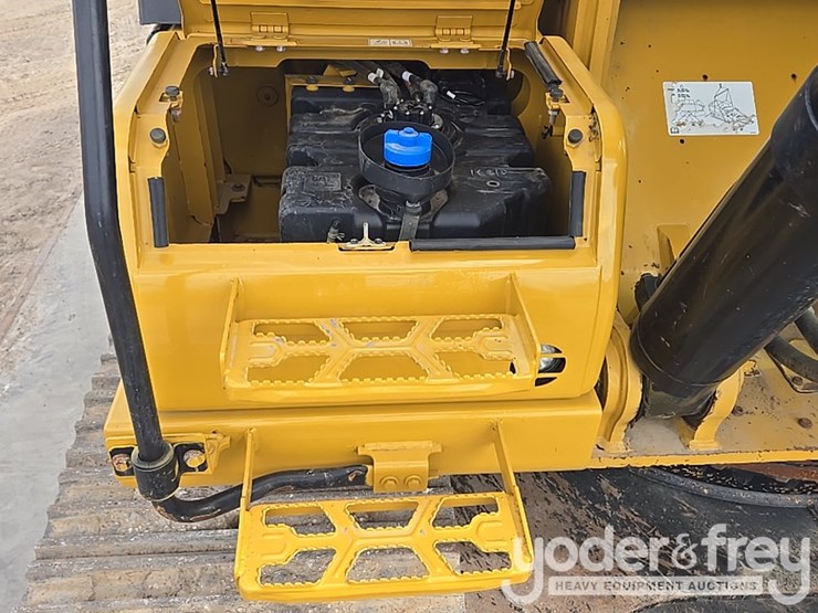2019-caterpillar-336-image-46