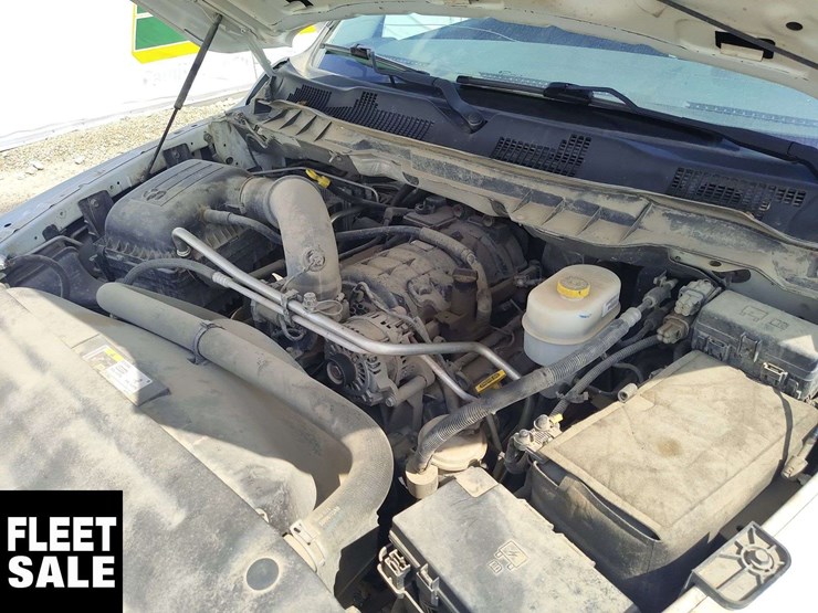2013-dodge-3500-image-24