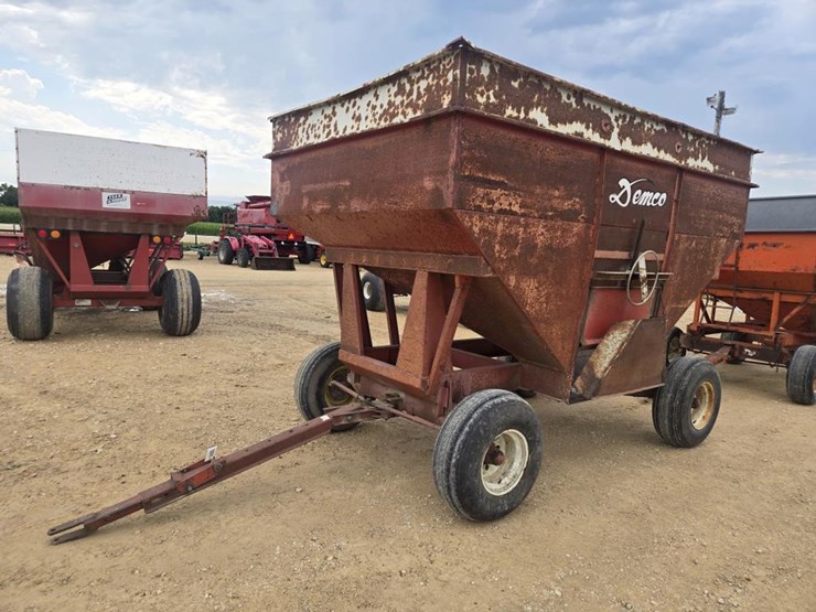 demco-300-image-1