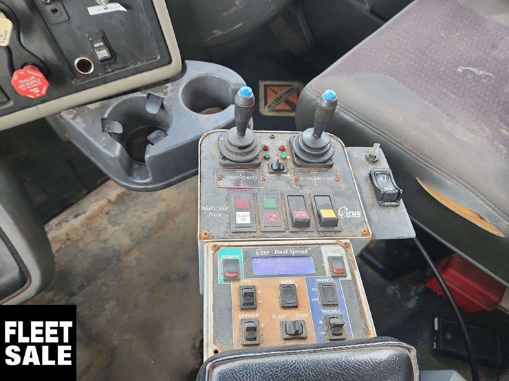international-workstar-7500-image-20
