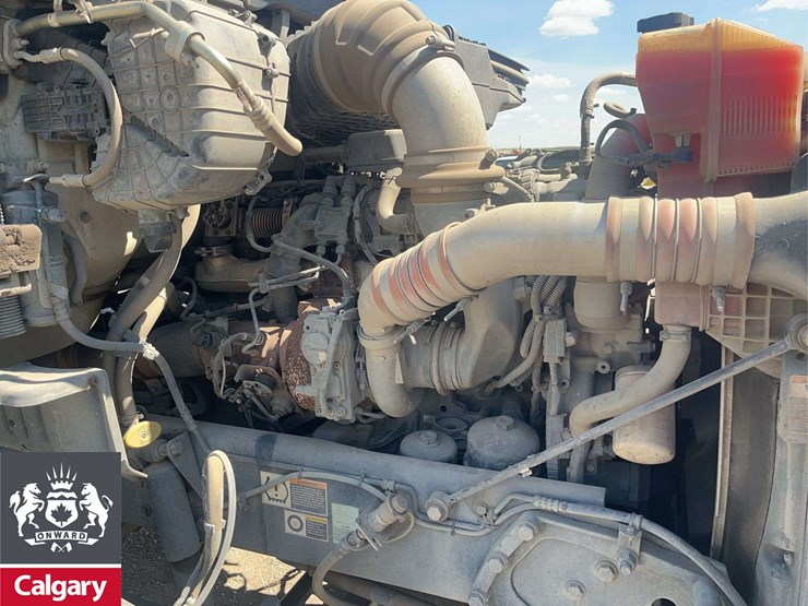 2018-kenworth-t880-image-24