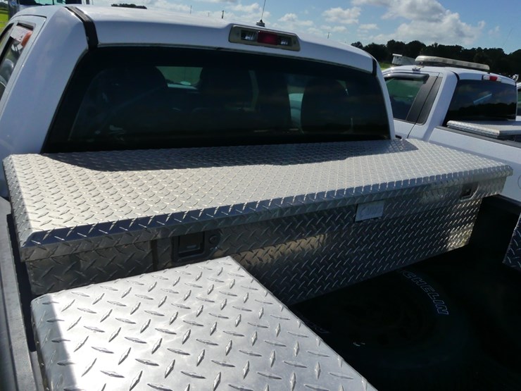 2010-ford-f150-xl-image-10