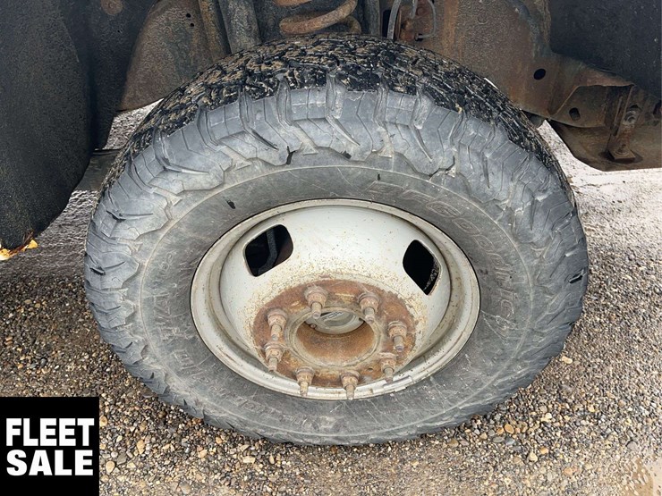 2014-ford-f350-image-13