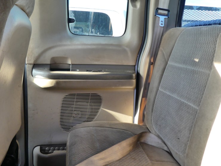 2002-ford-f250-image-11
