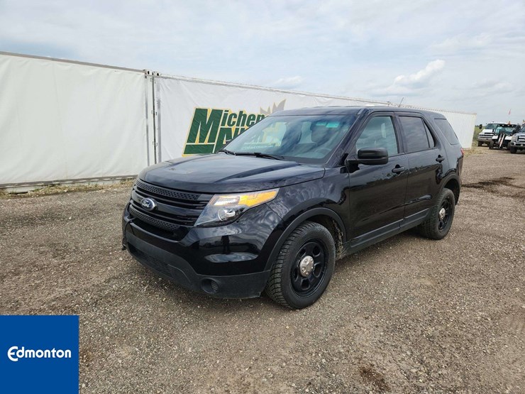 2015-ford-explorer-image-22