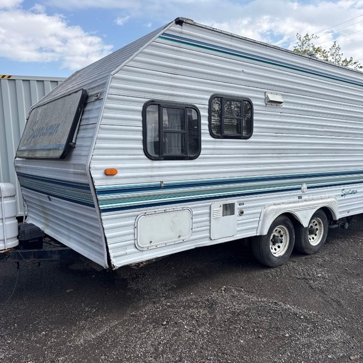 1995/96 Sportsman 15ft Travel Trailer/Camper