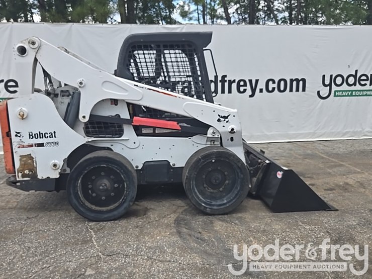 2015-bobcat-s770-image-6