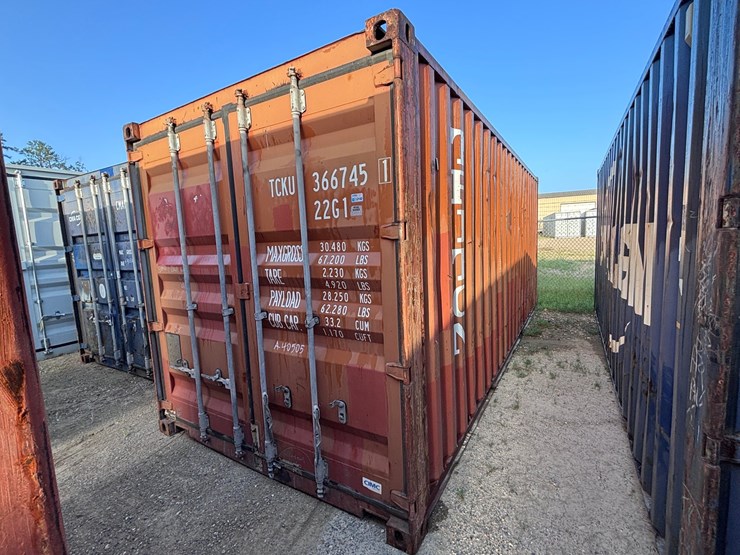 #1221-•-20ft-shipping-container-image-1