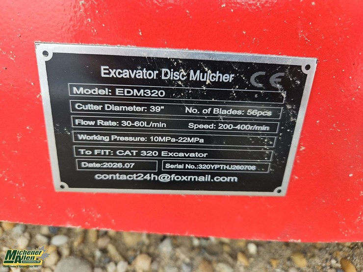 caterpillar-320-image-6