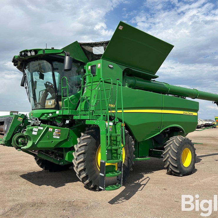 2023 JOHN DEERE S780