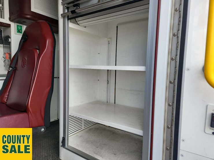 2018-ford-e450-image-18