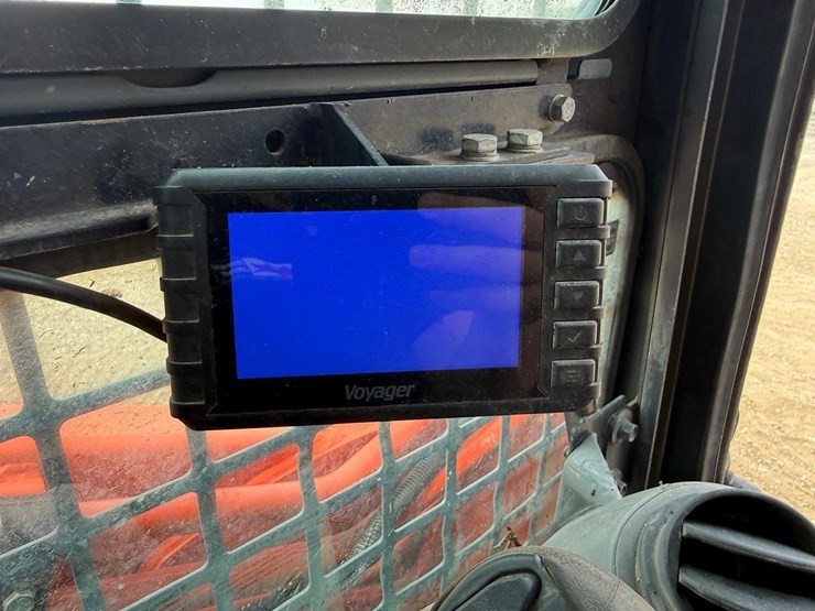 2022-kubota-svl75-2-image-27