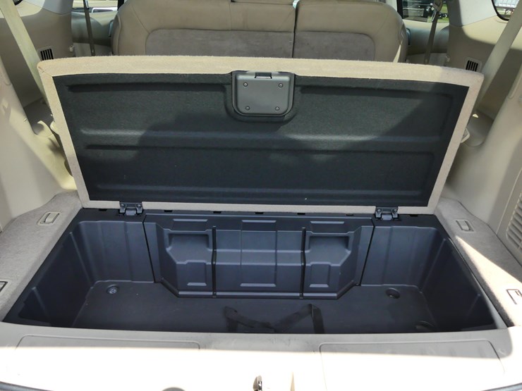 2014-nissan-pathfinder-image-9