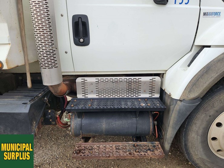 2015-international-workstar-7400-image-47