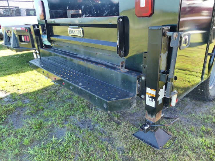 2021-ford-f350-xl-image-7